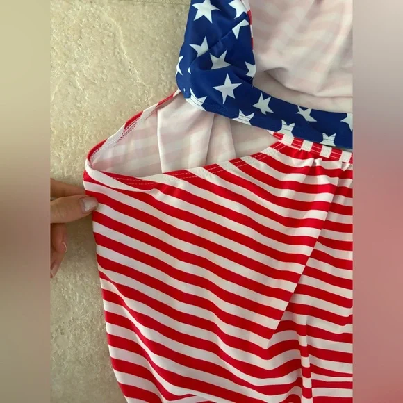 NWOT Women’s American Flag Patriotic 2 Piece Tankini Swimsuit Set - Size Medium - Picture 9 of 10